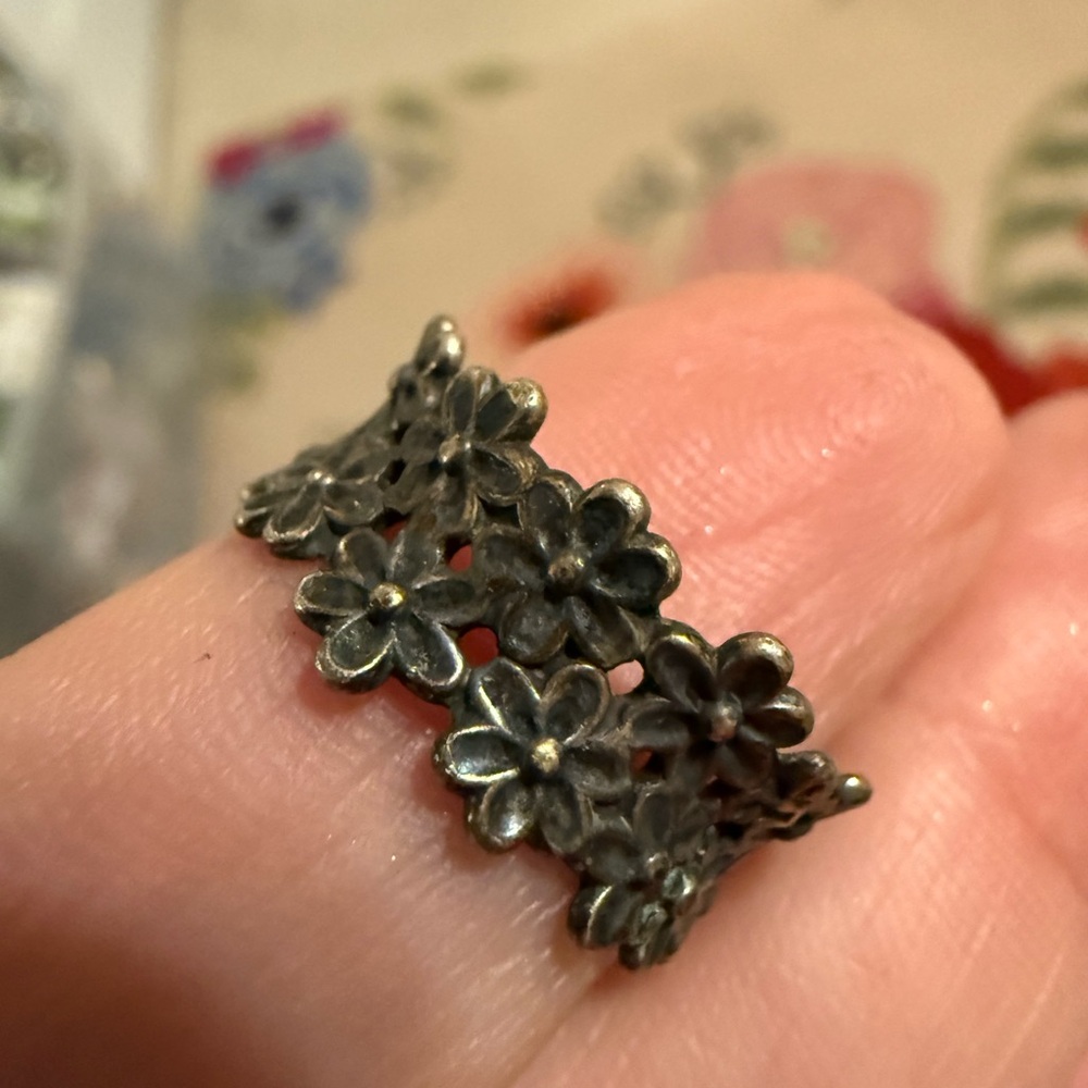 Floral Silver Ring‎